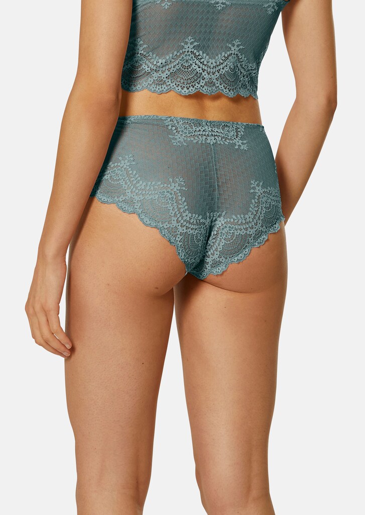Panty made from semi-transparent lace 2