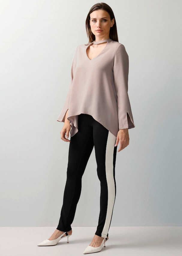 Oversizedbluse mit Cutout 1