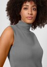 Sleeveless turtleneck jumper thumbnail 5