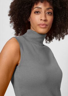 Sleeveless turtleneck jumper thumbnail 5