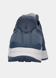 Atmungsaktiver Sneaker mit Schnürung thumbnail 2