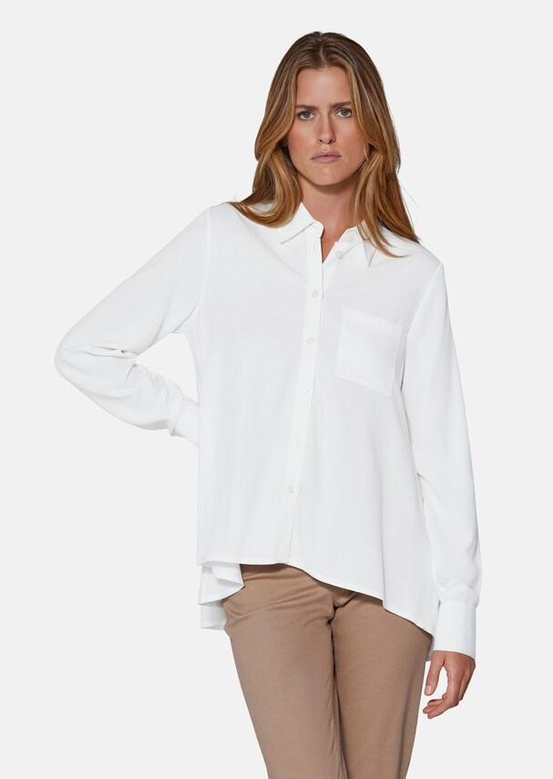 Oversized blouse made from sustainable viscose