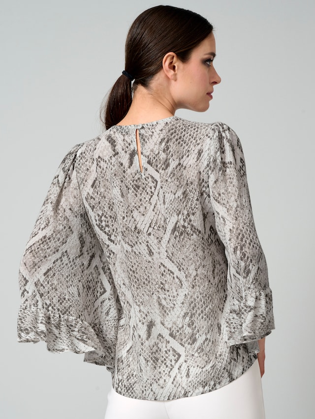 Bluse mit Volant am Ärmel 2