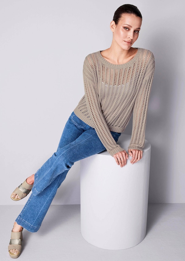 Pullover mit Lochstrickmuster 3