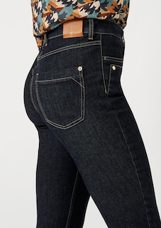 Schmale Jeans "be loved" mit Waschung thumbnail 3