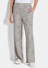 Homewear thumbnail 1