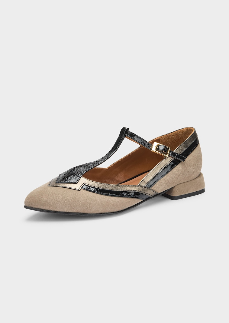 Wildleder-Ballerina mit Lack-Applikationen