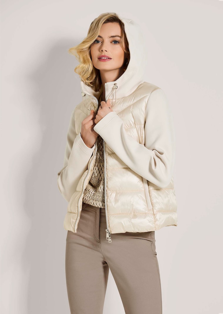 Kapuzen-Jacke im Material-Mix