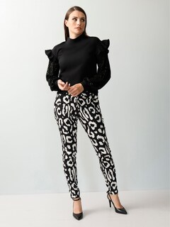 Bluse in angesagtem Materialmix thumbnail 4