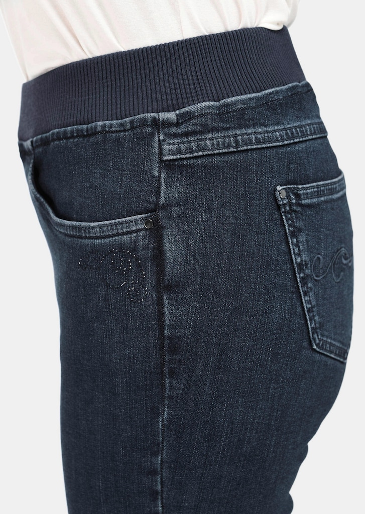 Jeans LOUISA met elastische jersey tailleband 4