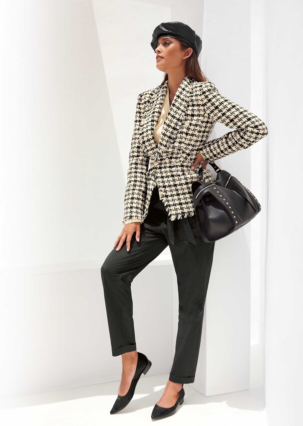 Chequered blazer with fringes