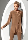 Lange Seidenbluse in kragenloser Form thumbnail 1