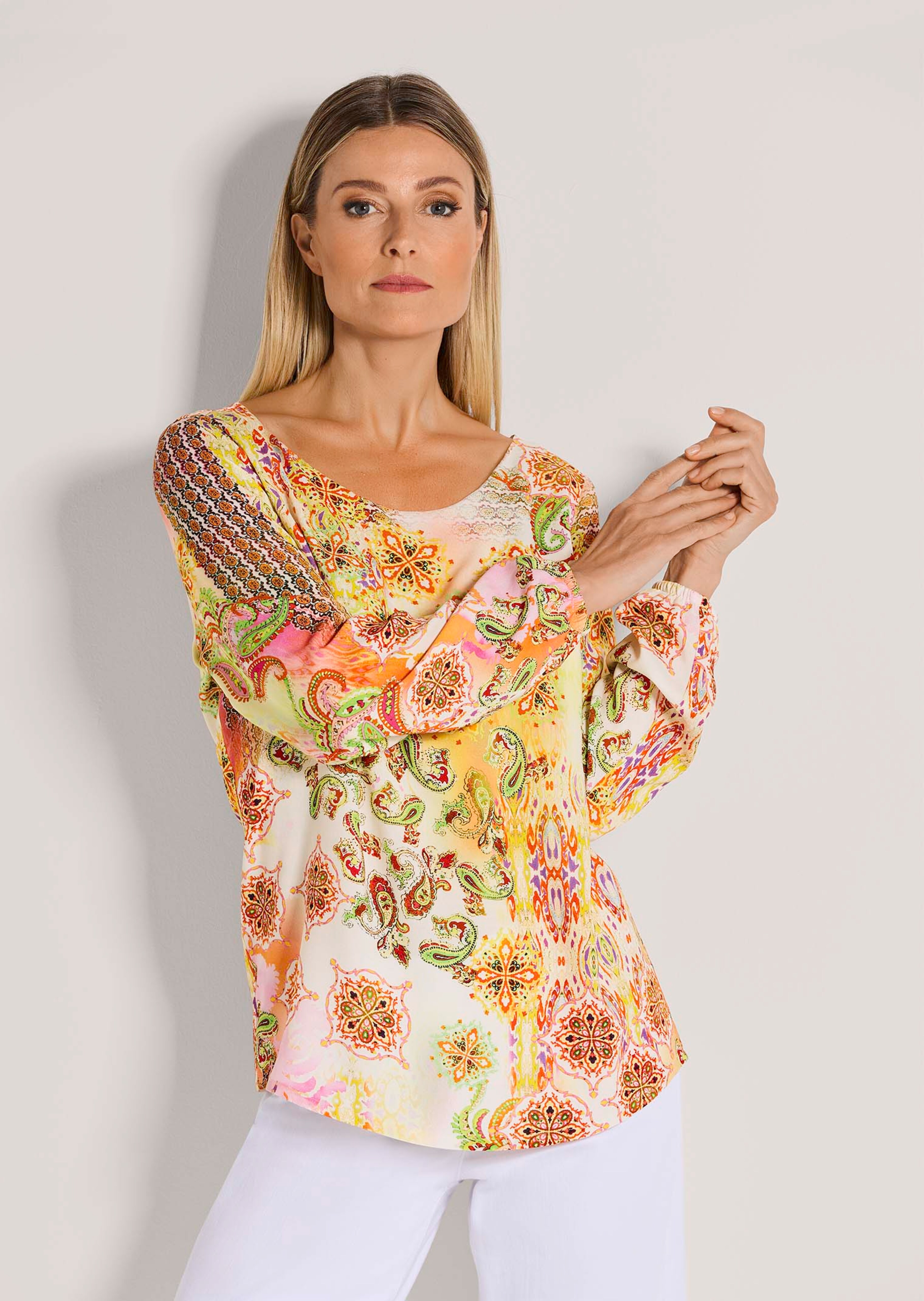 Bluse mit Paisley-Elementen