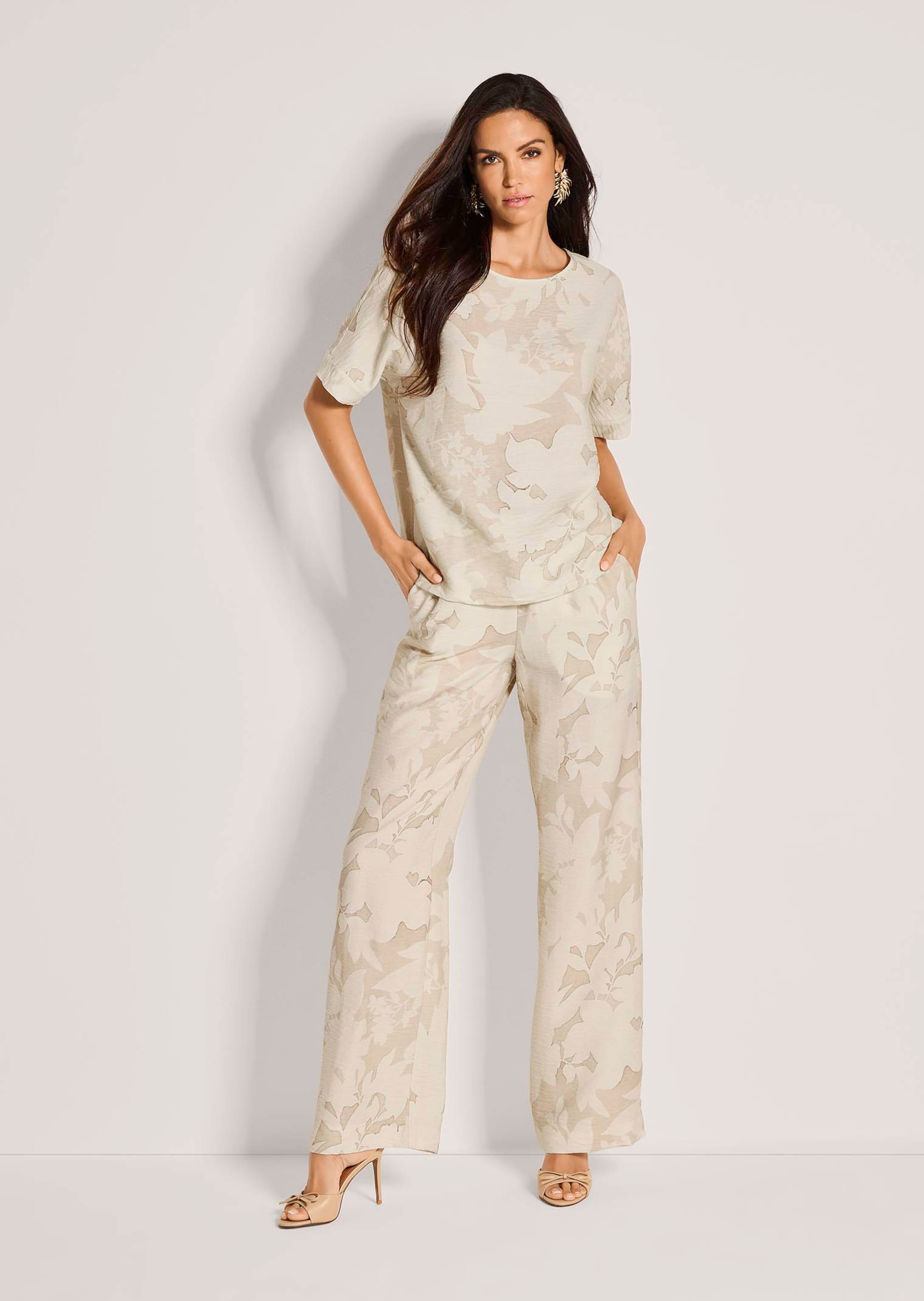 yilon JOLI BOLD FLORAL BLOUSE beige Blouse in pearl white / beige