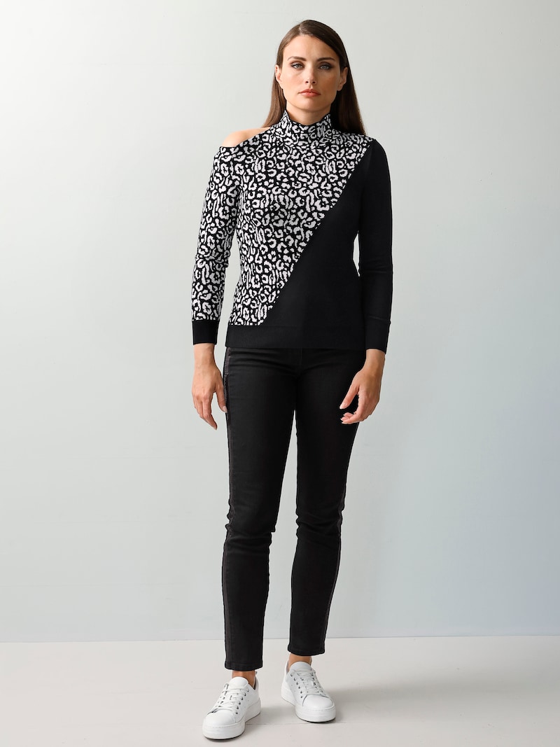 Pullover mit Cut-Out Detail