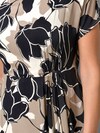 Midikleid mit kleiner Raffung in Taille thumbnail 4