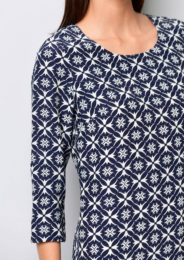 Kleid in gerader Form 3