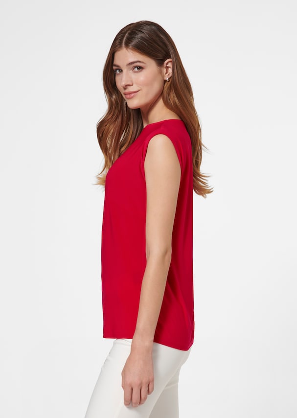 Round neck shirt with 3/4-length sleeves 3