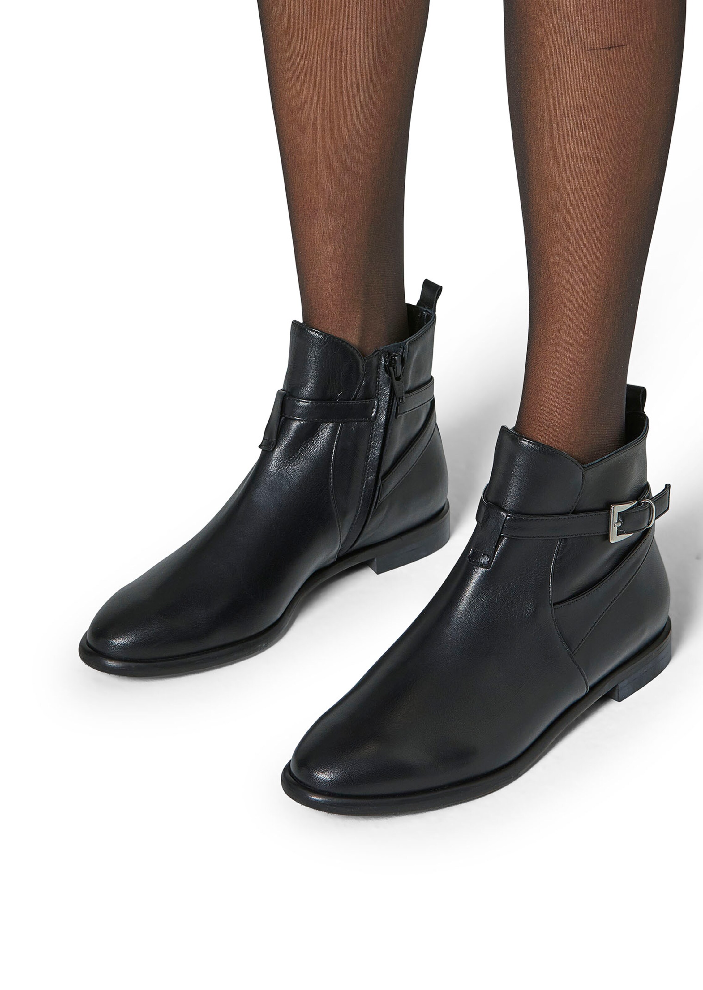 Boots mit Reißverschluss seitlich
