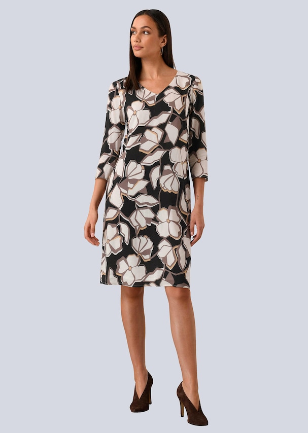 Kleid mit stRückendem V-Ausschnitt 1