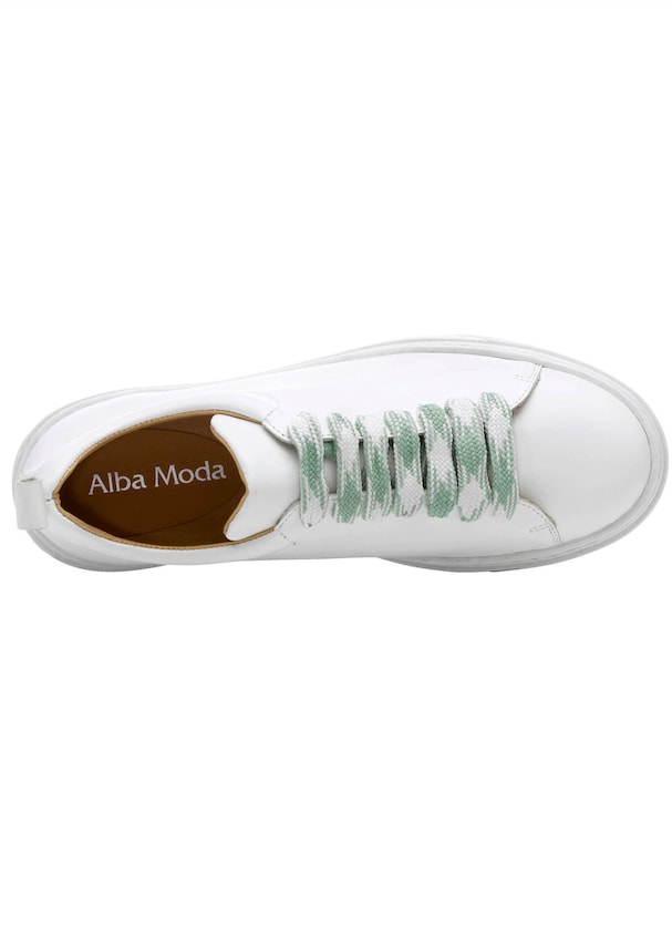 Sneaker 1