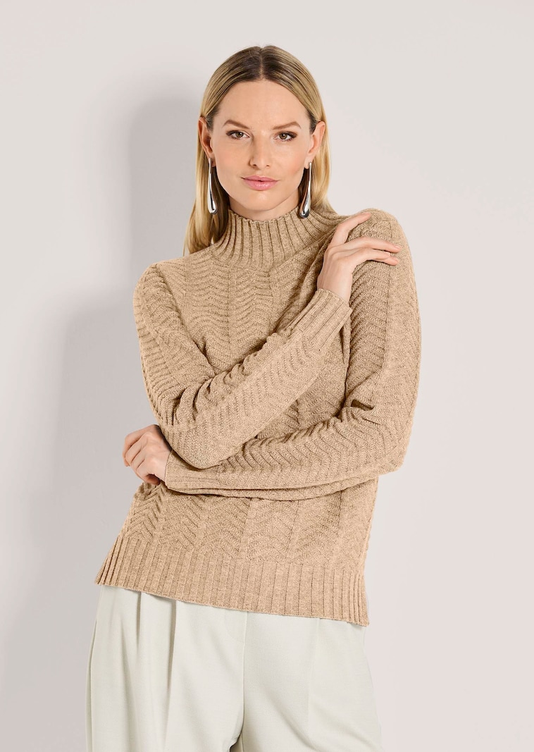 Pullover mit Struktur