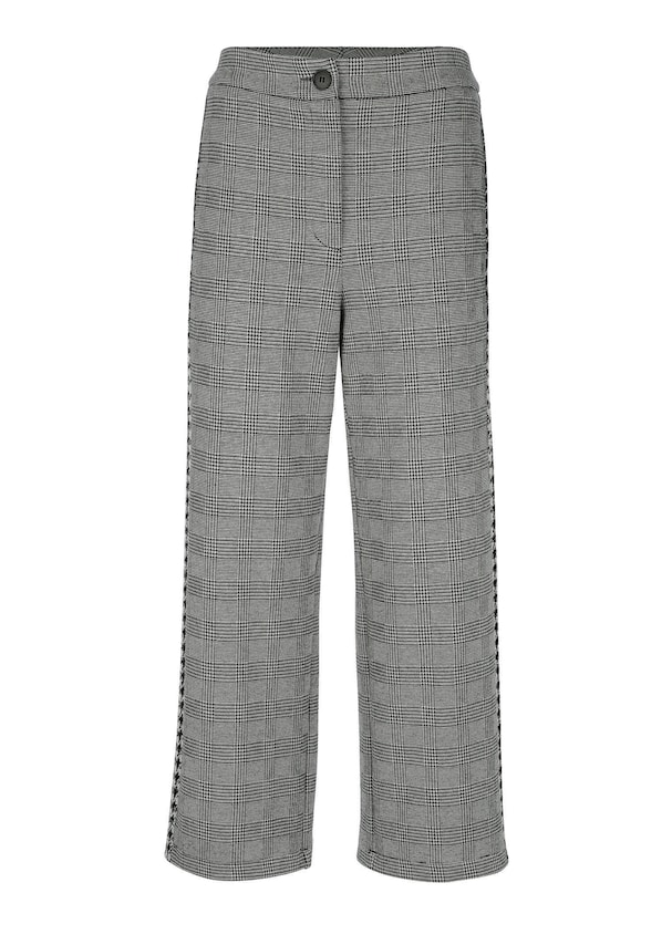 Culotte in angesagtem Karomuster 4