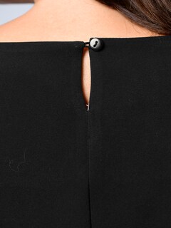 Kleid mit Schlitz am Arm thumbnail 7