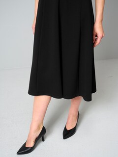 Jerseykleid mit kleinem Cutout thumbnail 4