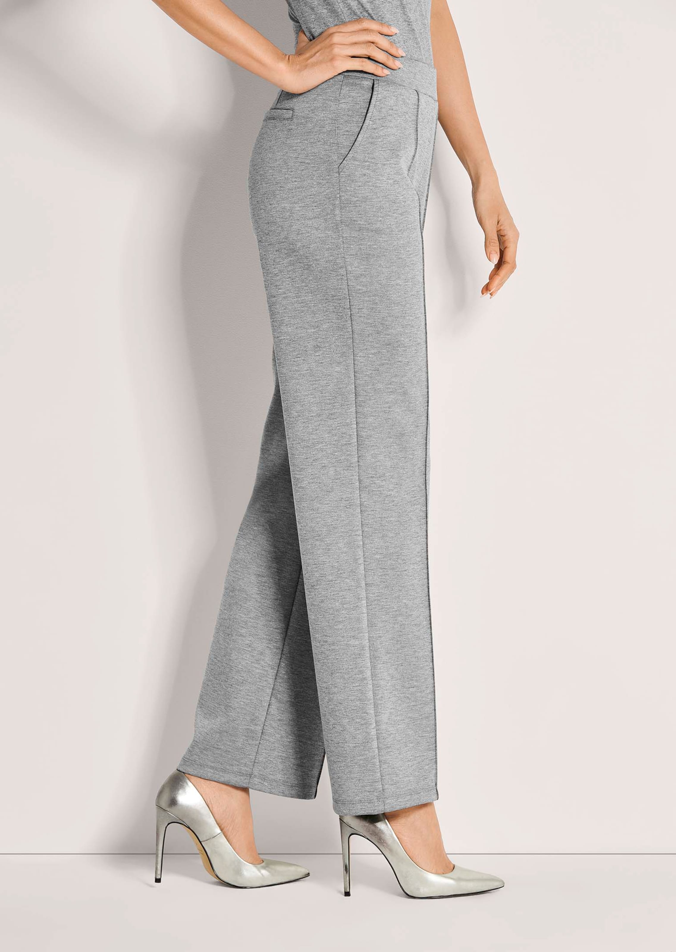 Trousers in graphite / melange | MADELEINE Fashion