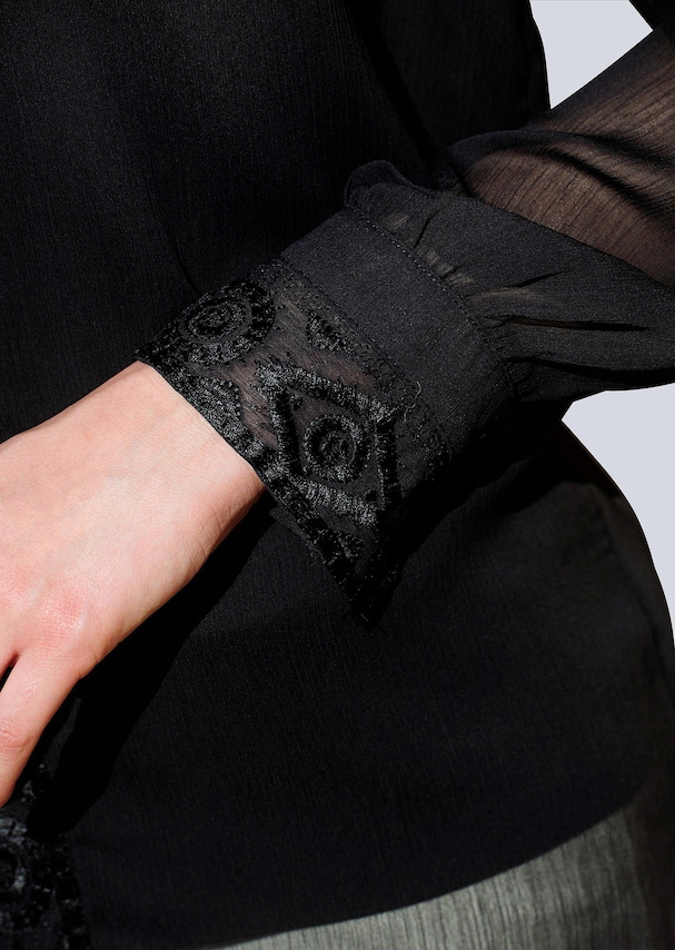 Bluse mit dekorativer Stickerei 3