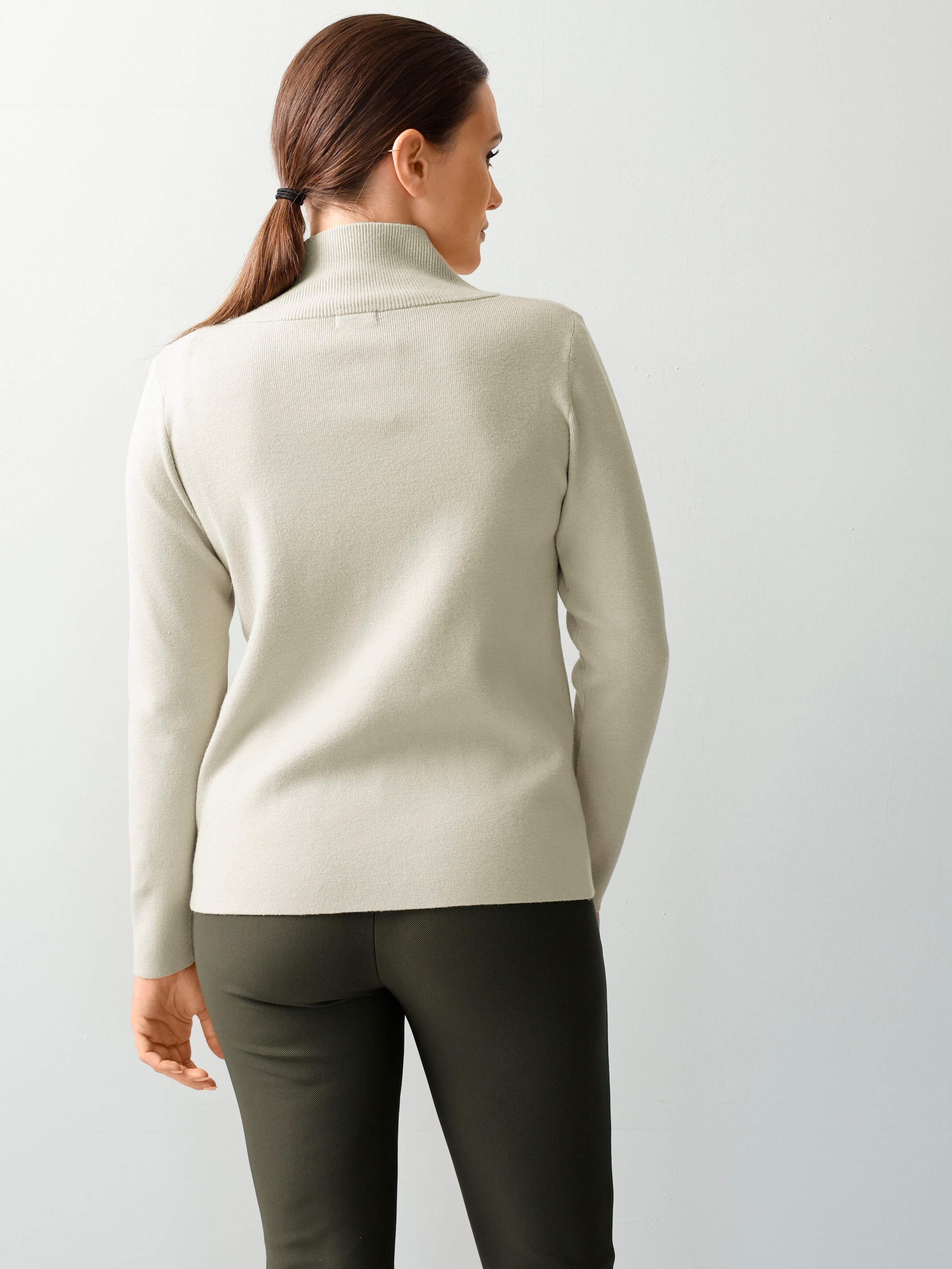 Pullover mit breitem V-Ausschnitt 2