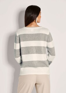 Jumper thumbnail 3