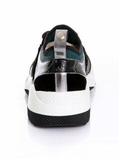 Sneakers thumbnail 5