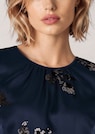 Satinbluse mit Paillettenmotiven thumbnail 5