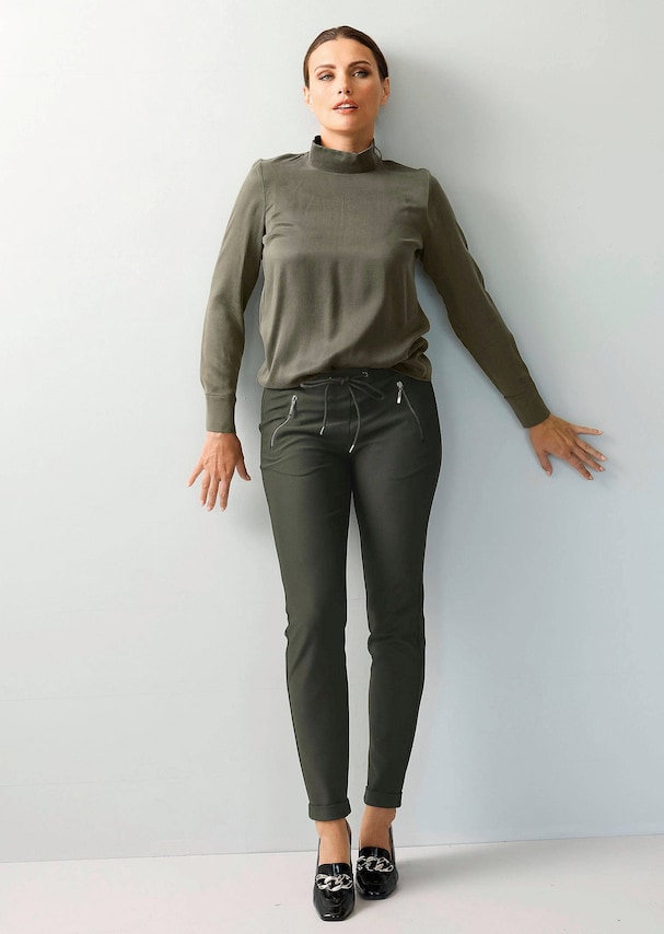 Satinbluse mit Stehkragen 3