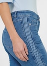 Schlanke Stretch-Jeans mit seitlicher Dekoration thumbnail 5