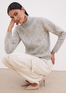 Glitzernder Pullover mit Rauten-Muster thumbnail 7