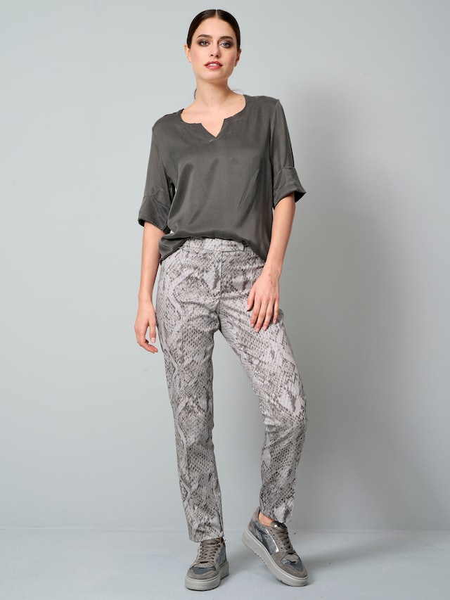 Satinbluse mit Aufschlag 3