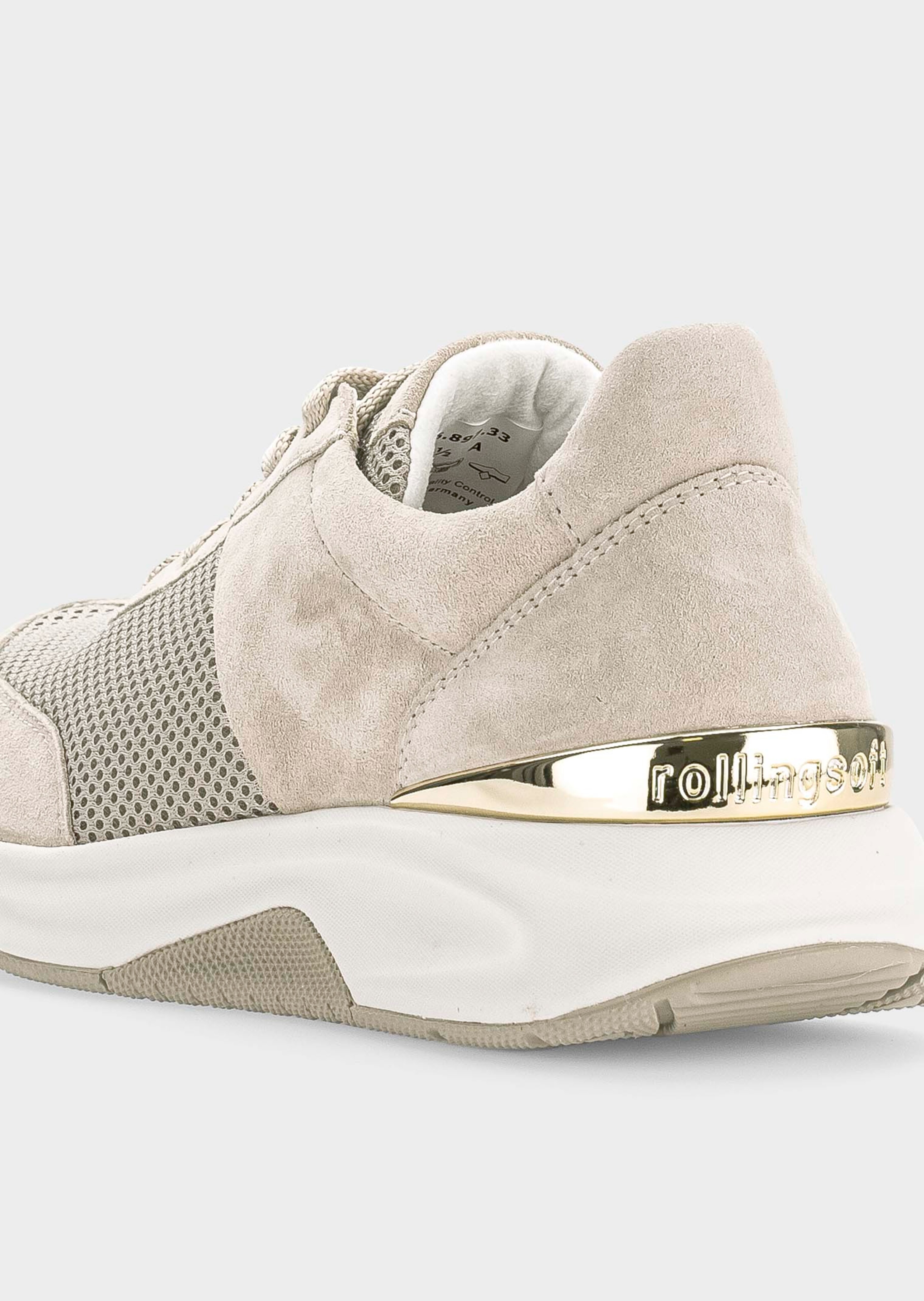 Sneaker