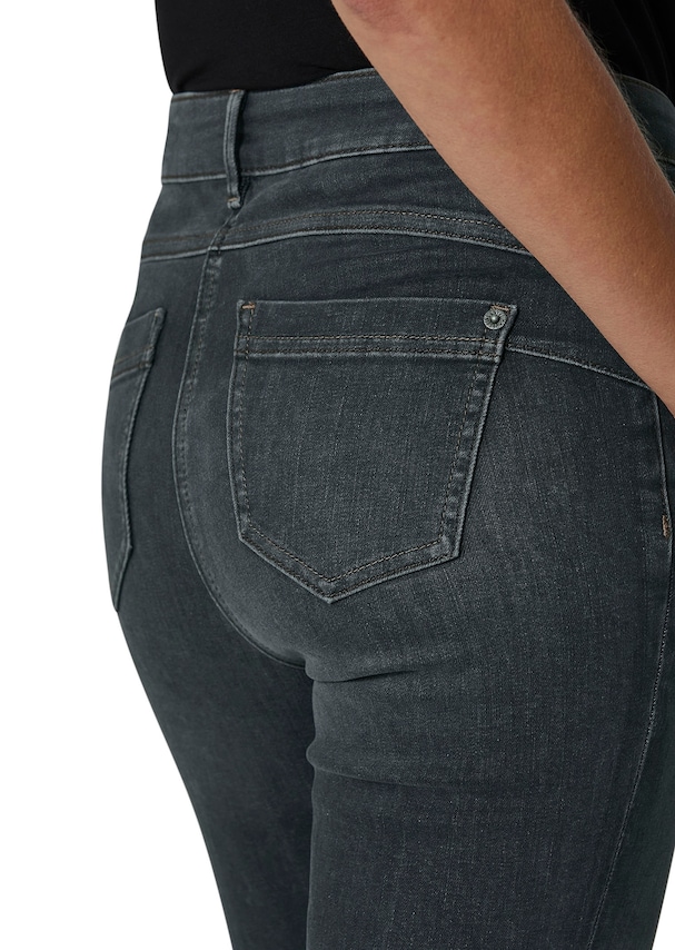 Verkürzte Slim fit-Jeans mit nachhaltiger Baumwolle und Waschung 4
