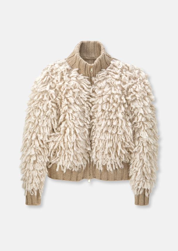 Strickjacke im Teddy-Look 5