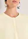 Lange Seidenbluse in kragenloser Form thumbnail 5