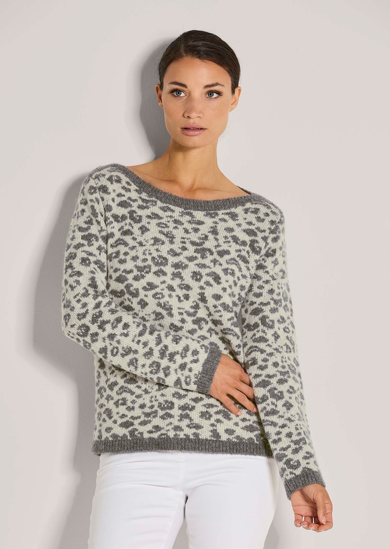 Strickpullover mit Leopardenmuster