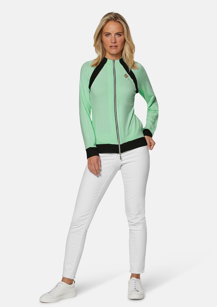 Yoga jacket in a contrasting look 1