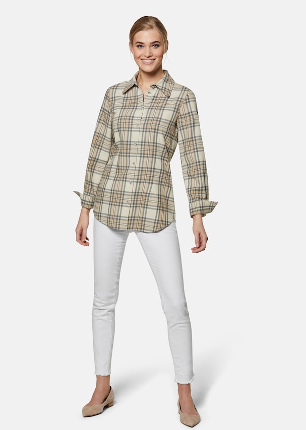 Check shirt in a warm flannel material 1