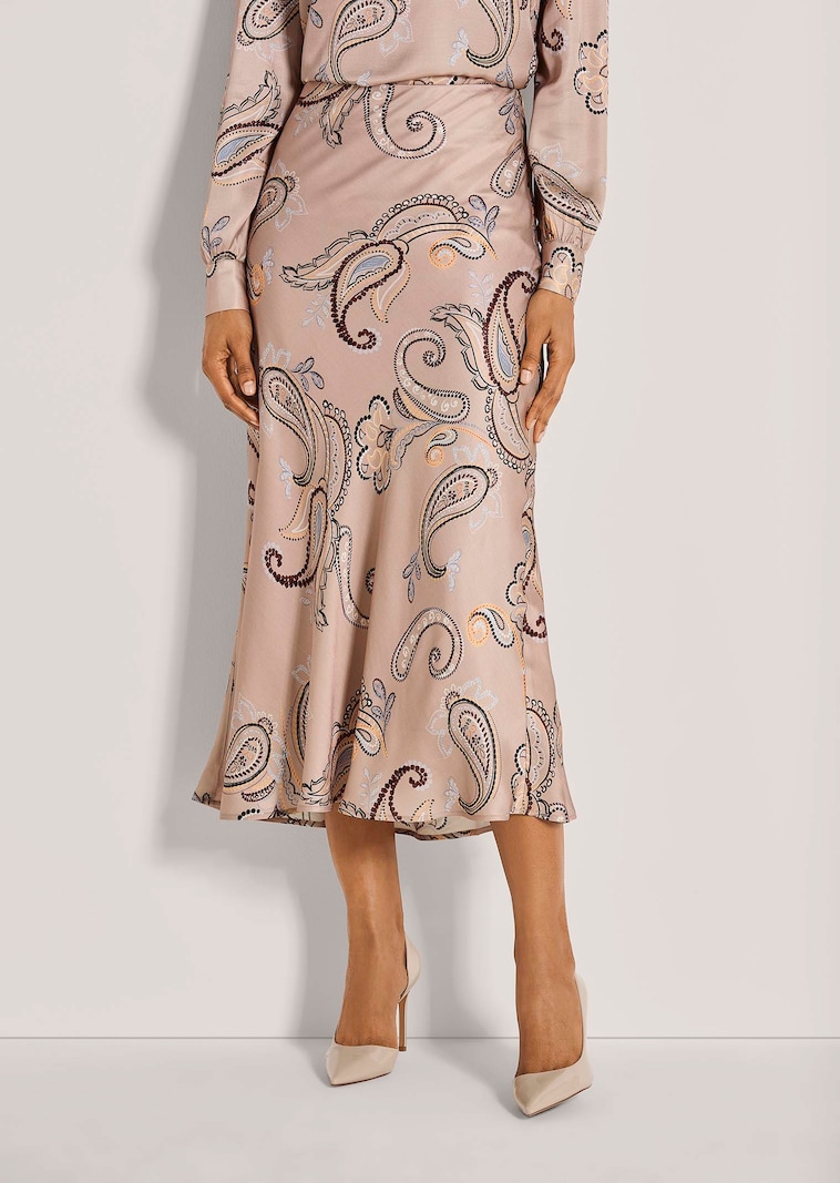 Langer Satin-Rock mit Allover-Druck