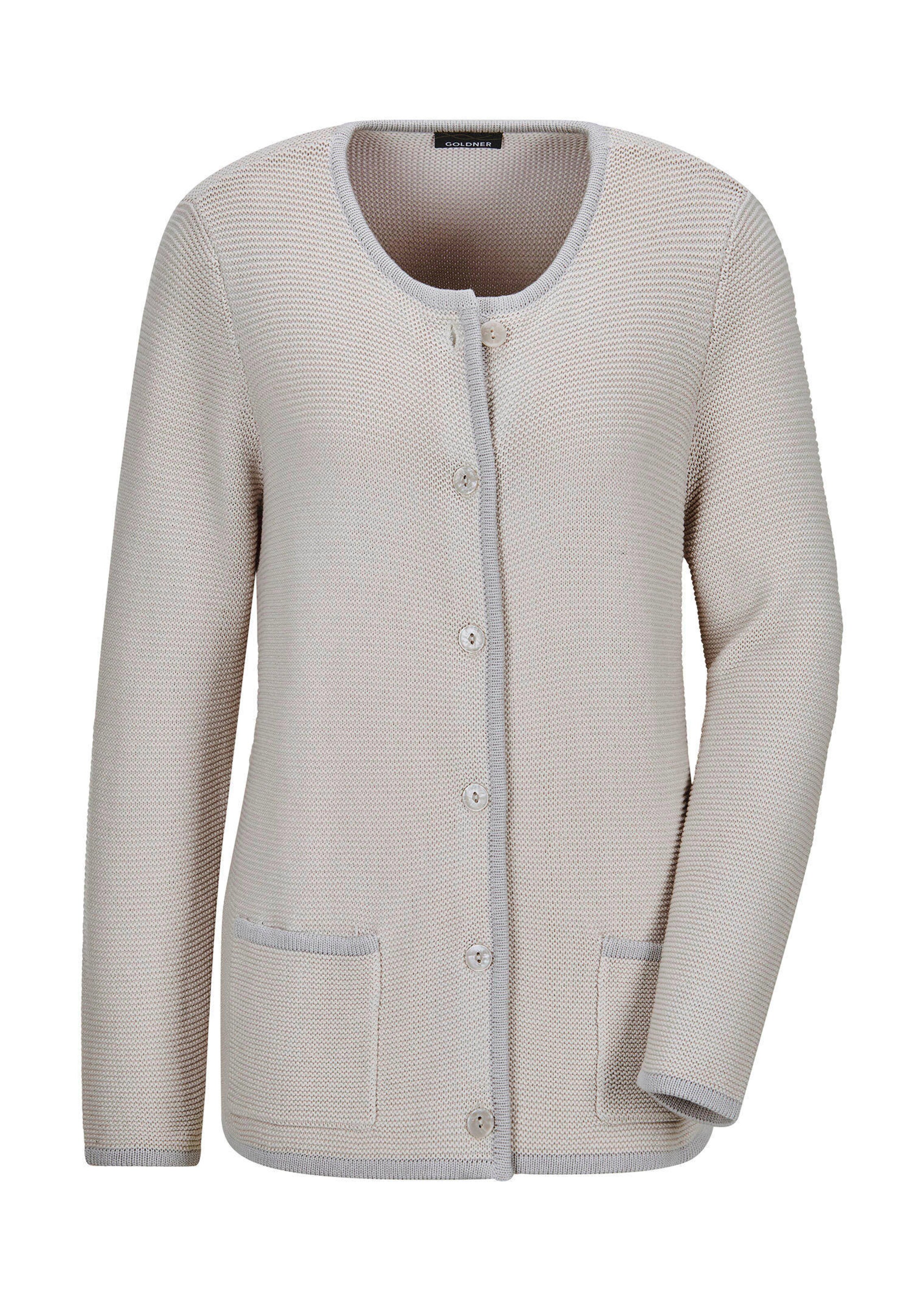 Strickjacke mit aufgesetzten Taschen