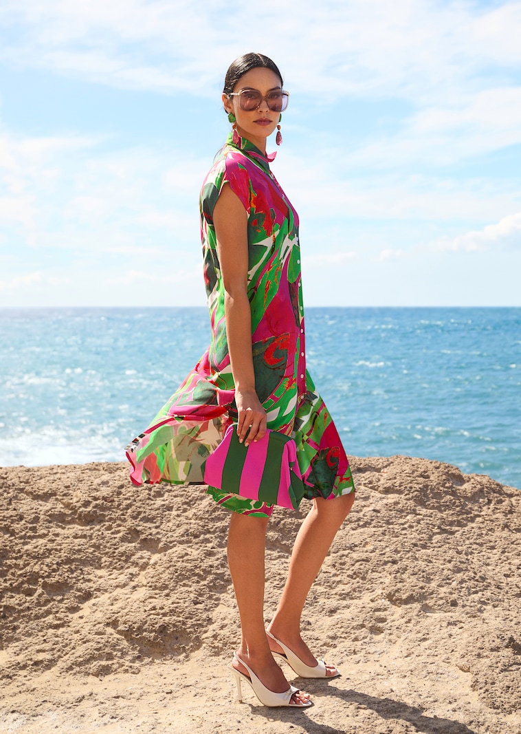 Dress made from soft viscose