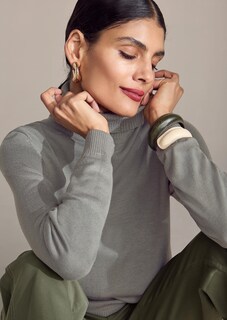 Figurnaher Feinstrickpullover thumbnail 7